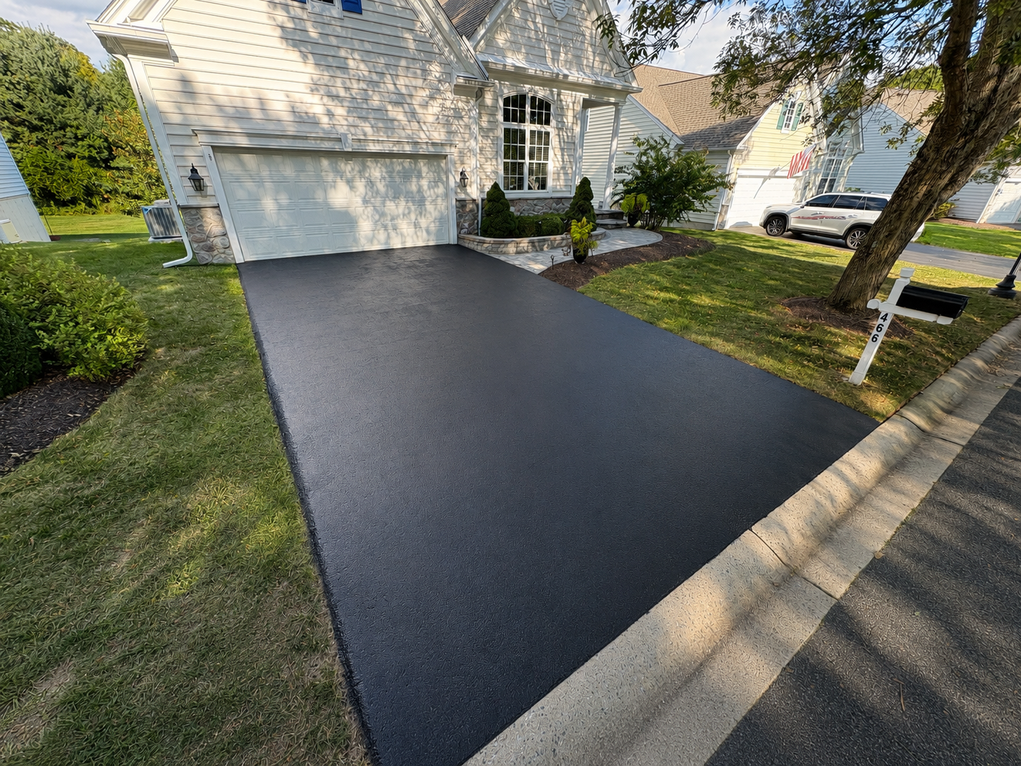 driveway sealcoating in montgomery delaware bucks chester county pa